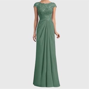 Deep Pastel Green Chiffon Dress Size 4